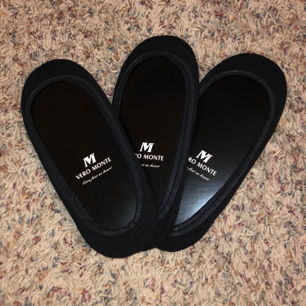 Set of 3 black no show/liner socks